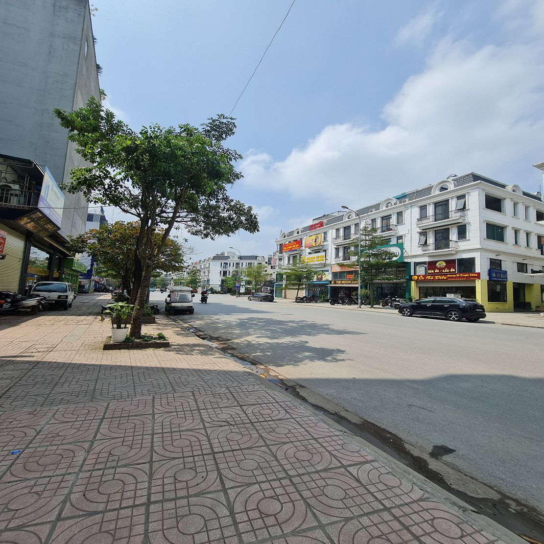 🏡 Nhà 5 tầng 820m² mặt phố kinh doanh 25m tại Trâu Quỳ, Gia Lâm. Giá đầu tư.  🏡 - Ảnh chính